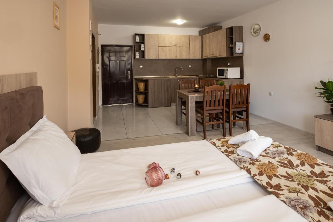 Luxor Apartment Welingrad Exterior foto